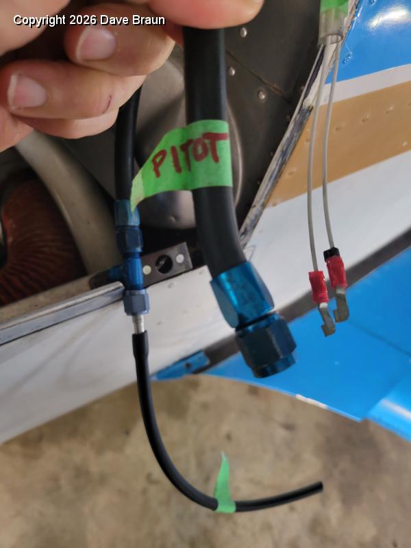 2024-02-10 17.01.31.jpg - Labeling the pitot and the static helps.