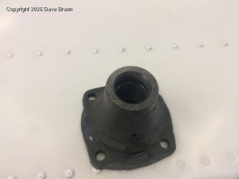 Leaking fuel pump adapter (2).jpeg