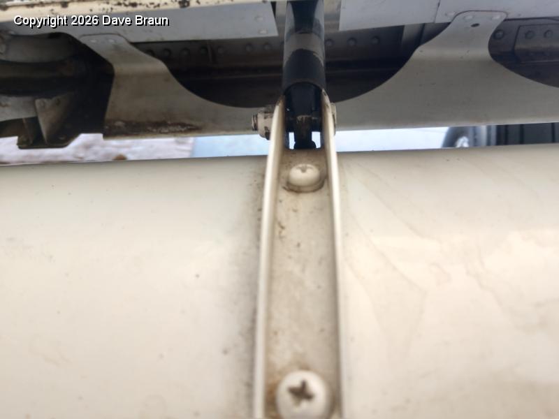2020-08-29 13.01.25.jpg - Setting RH flap to agree with LH master.