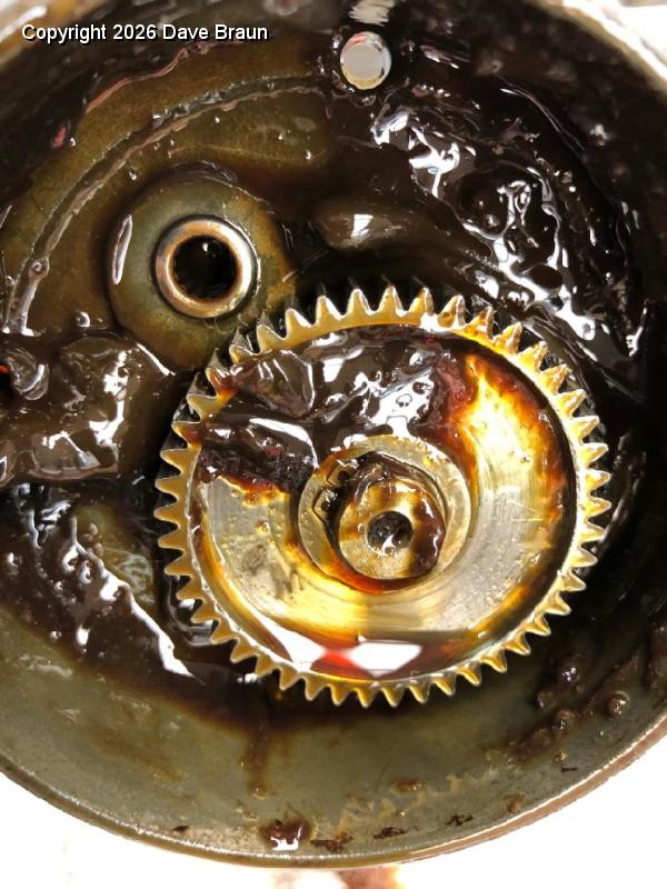 Kevin O'Halloran's pic of another gearbox with too much gear oil.jpeg