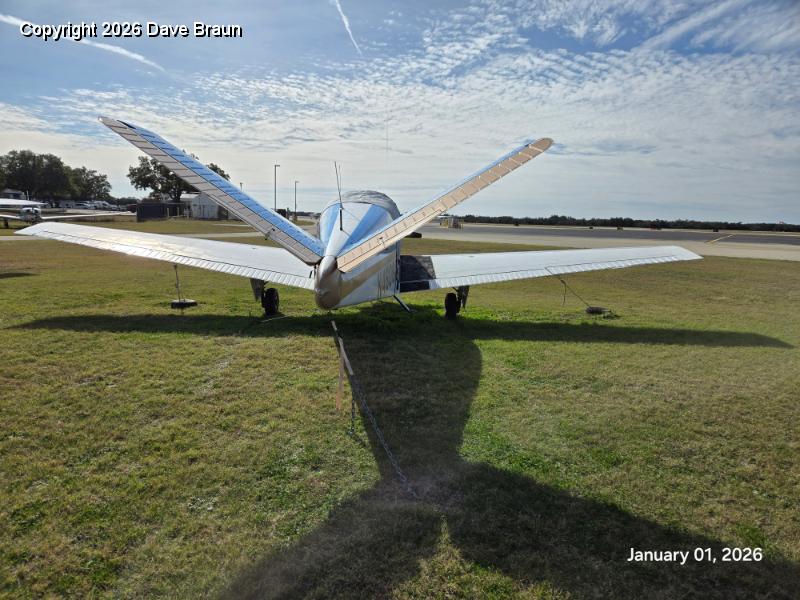 2026-01-01 12.50.13.jpg - Since I didn't want to pay the new hangar fees, Chip was outside for a few months.