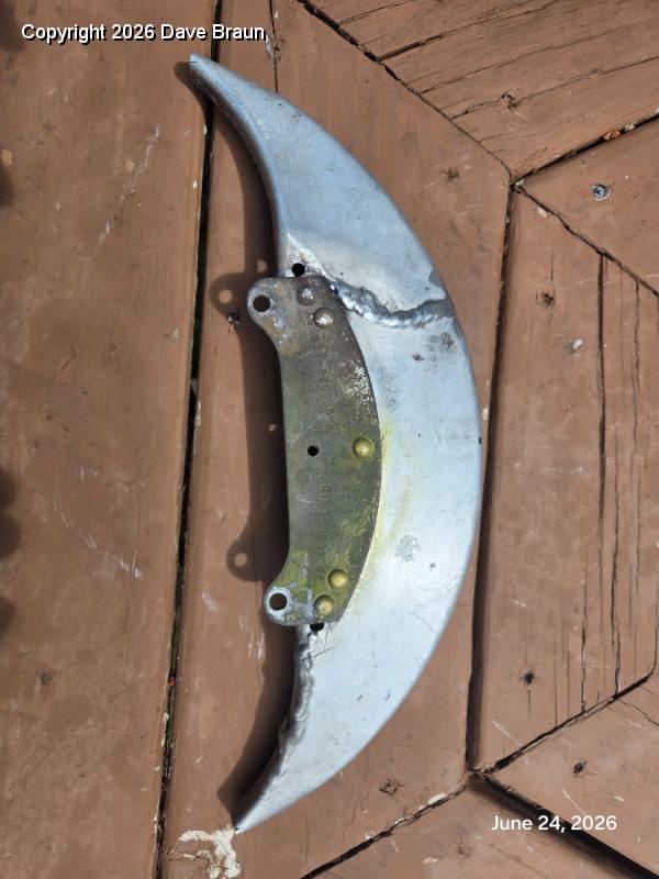 2026-06-24 12.23.39.jpg - The previously welded bulkhead was failing again, and probably contributed to the out of balance condition.