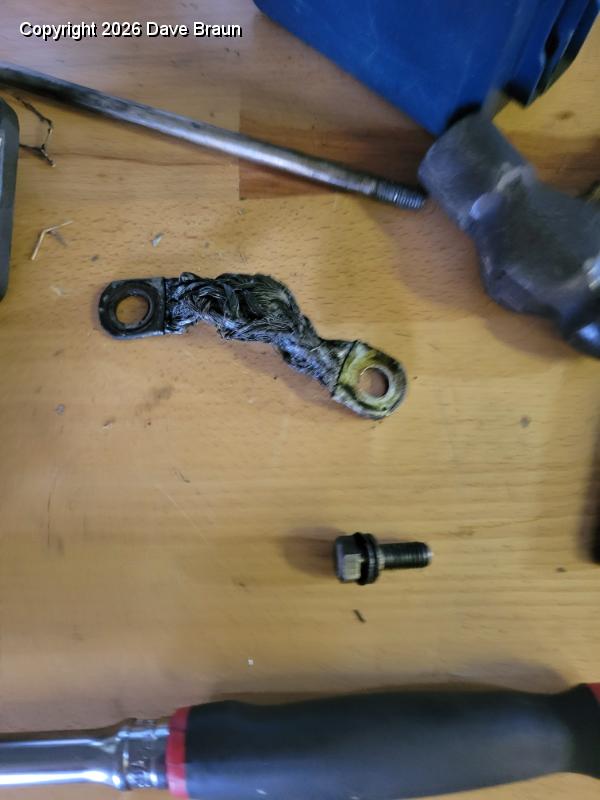 2023-03-29 18.50.45.jpg - Electrical ground braid.