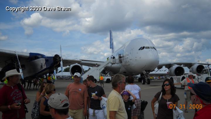 Airbus A380 Double Deck03.jpg