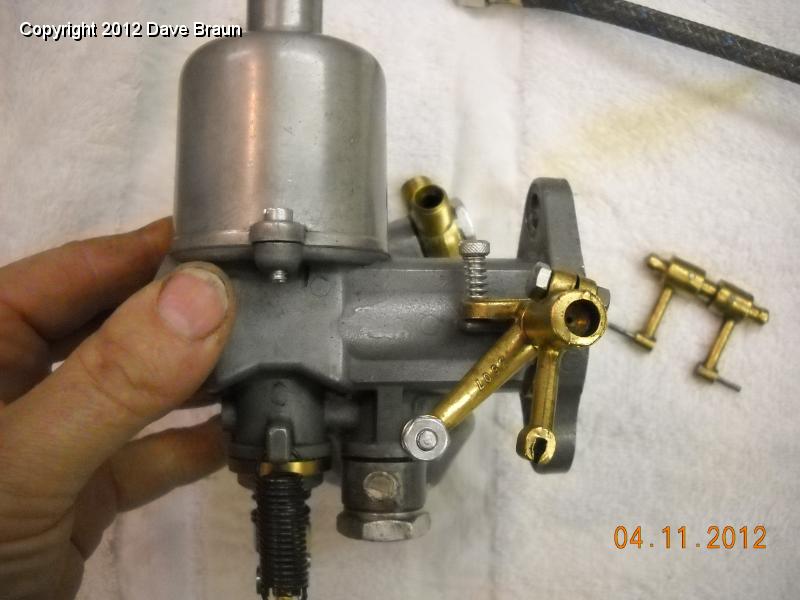 Carburetor reshaft 01.jpg