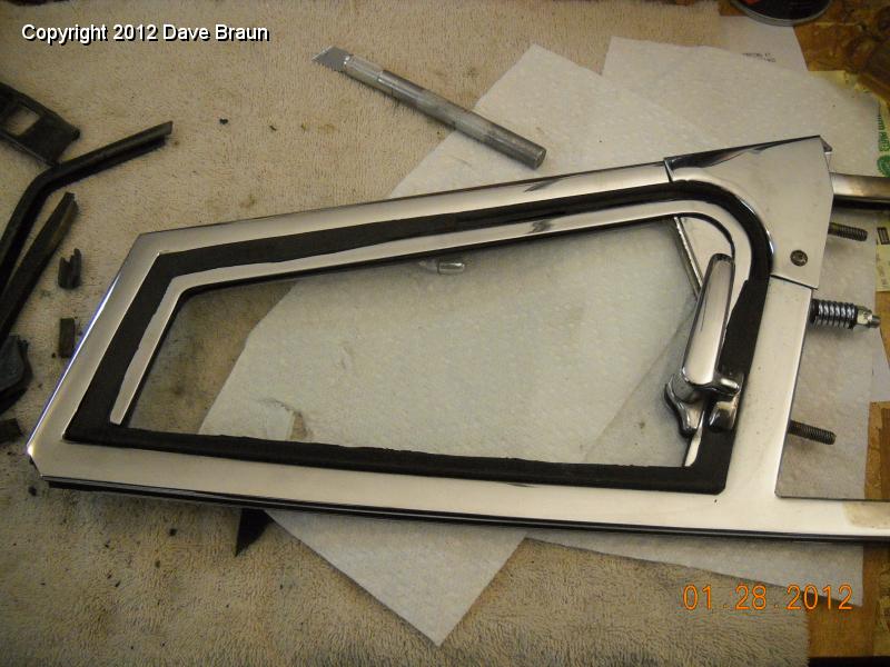 LH Vent window in frame with gasket 02.jpg