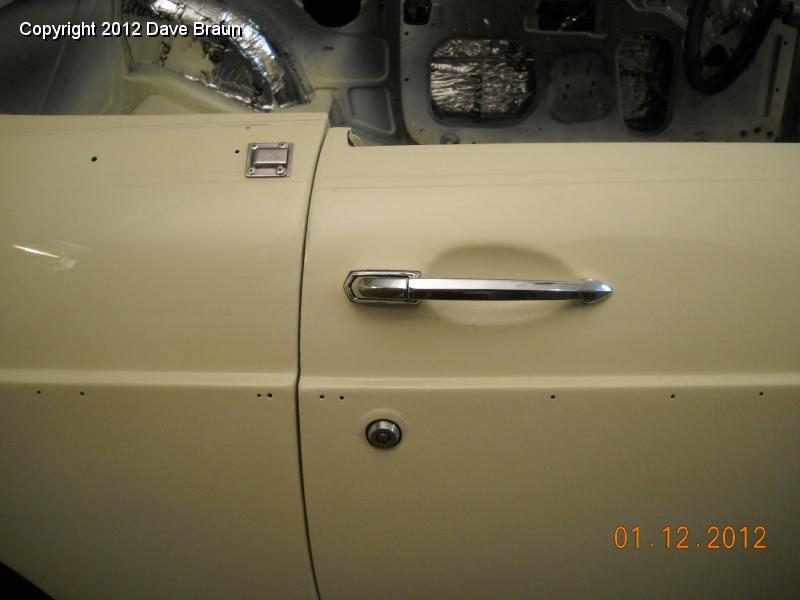 RH door latch and lock installed 01.jpg