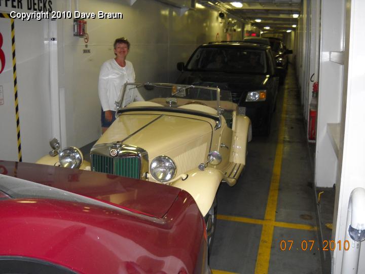 DSCN0993.JPG - Below decks again.