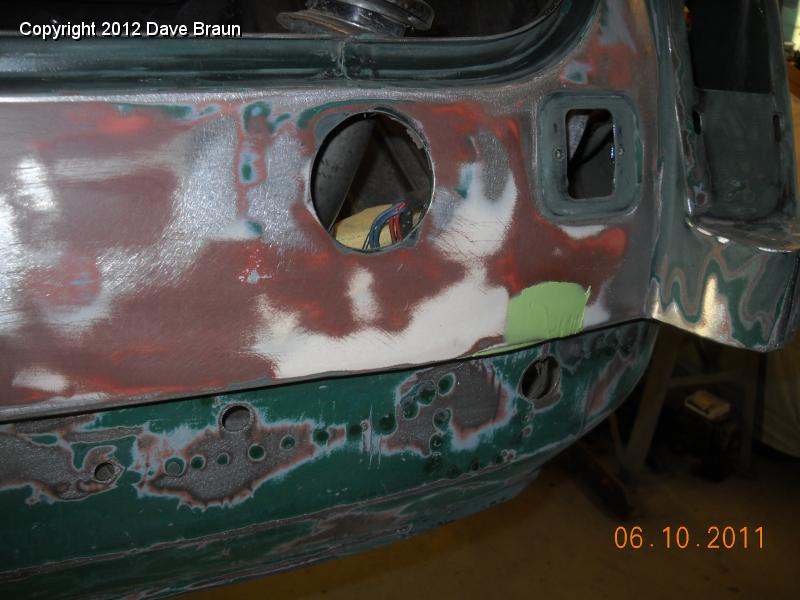 Filling low spots in rear valance while 180 sanding 02.jpg