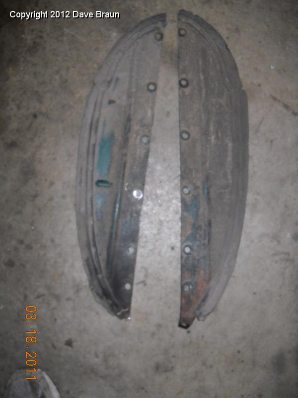 Splash guards RH is rusted through at bottom.jpg