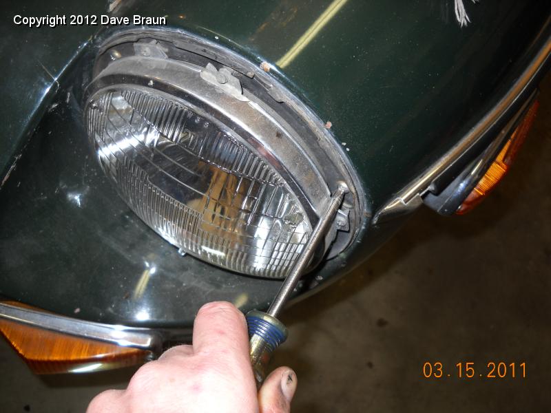 Front Lights Removal 05.jpg