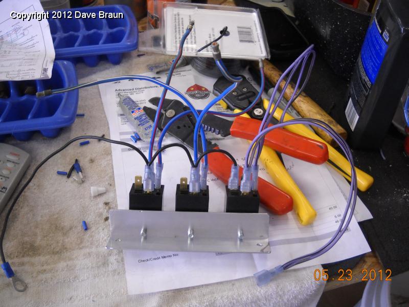 Building Dip, Main and Horn relays 01.jpg