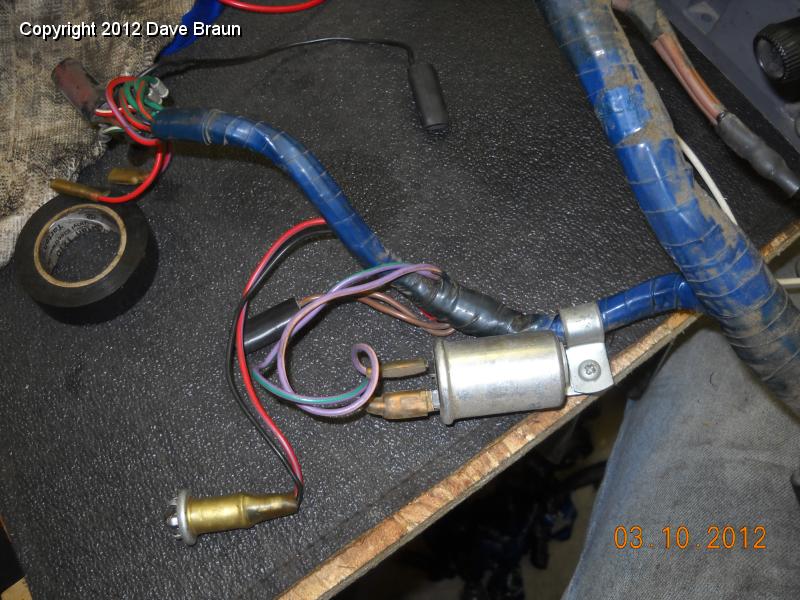 Emergency flasher can and clamp.jpg - Not  the emergency flasher can, but the Key in the Ignition warning buzzer