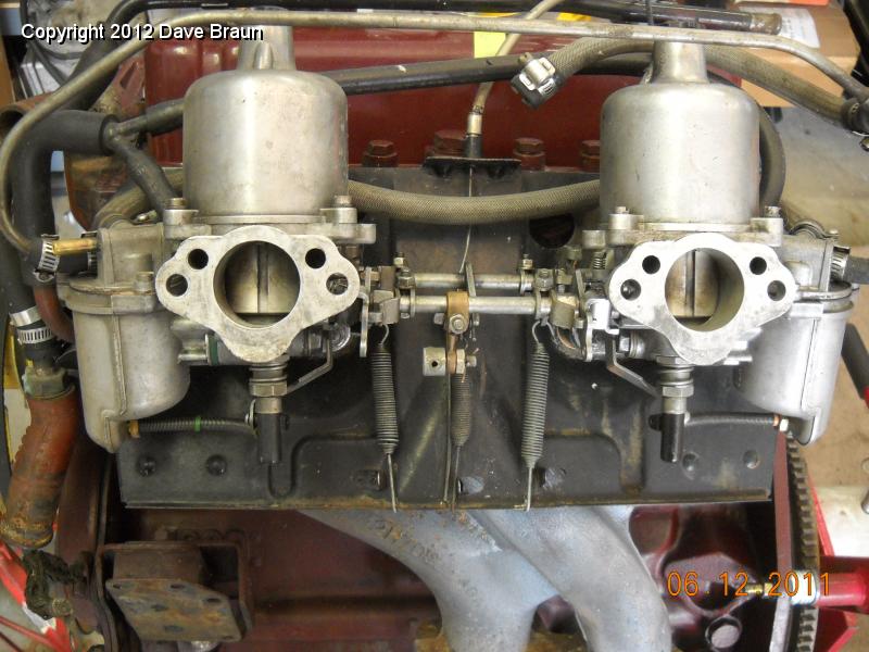 Carburetors and linkage as installed 01.jpg