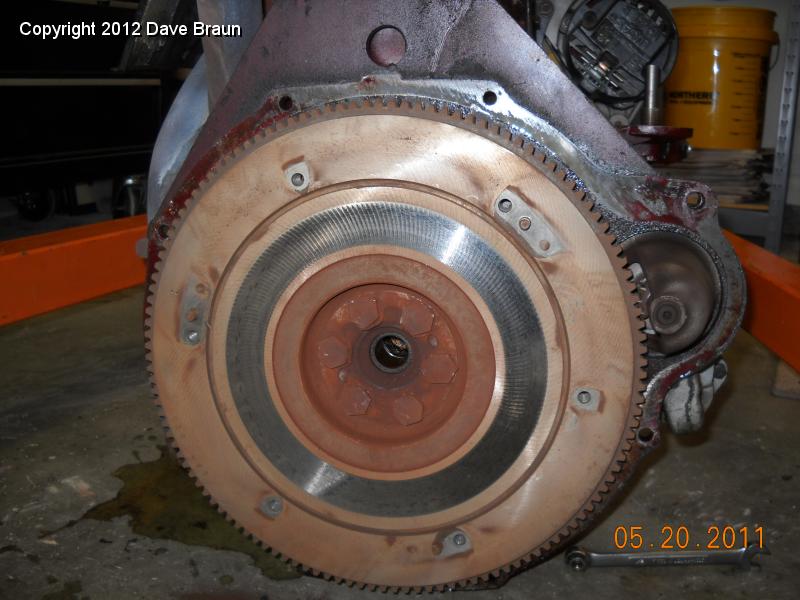 Examining clutch for wear 03.jpg - Flywheel face