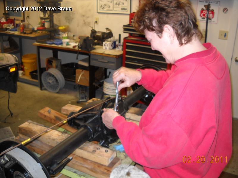 Diane Installing clamps 03.jpg