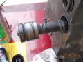 Inserting lubed camshaft from 1300.